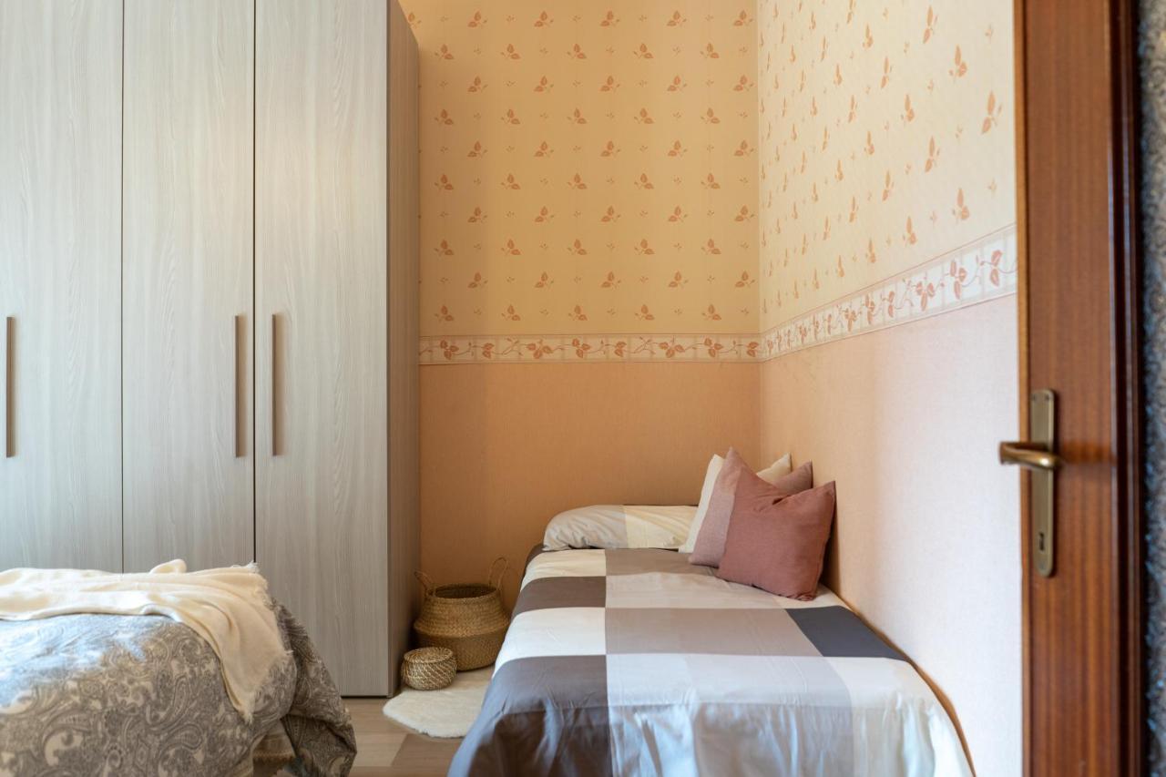 Pietra Ligure Downtown Convenience -Free Parking Exterior foto