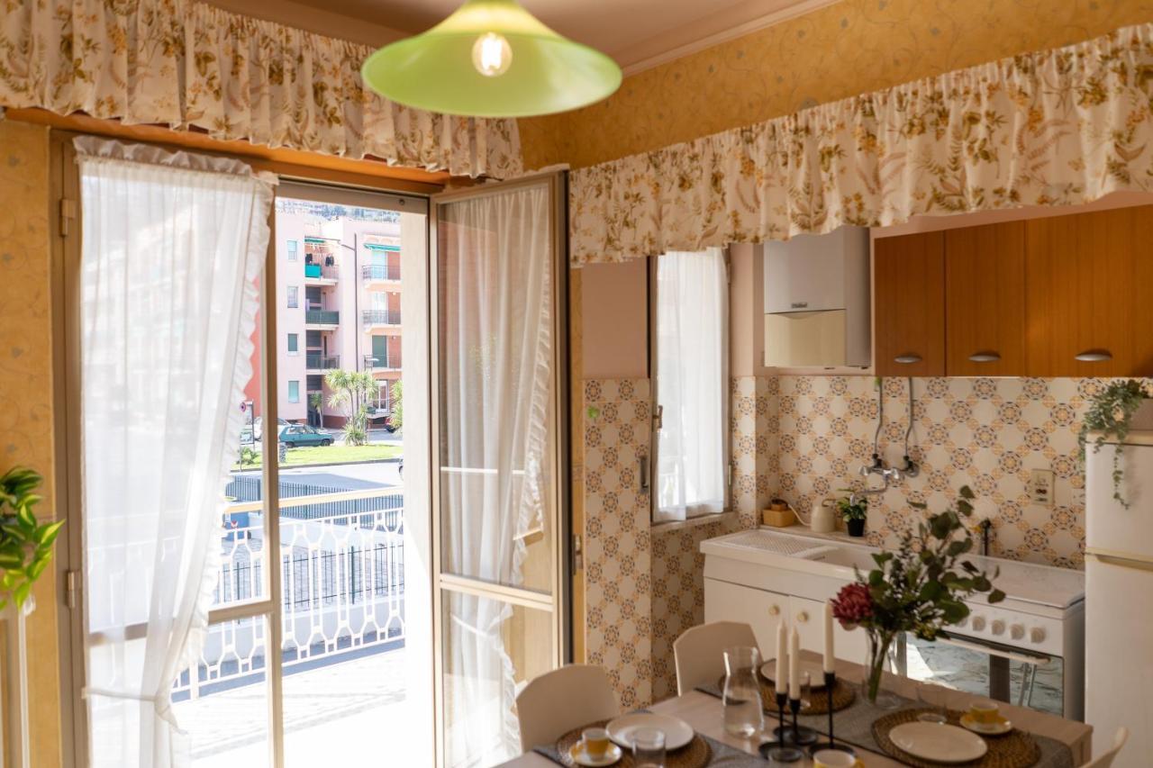 Pietra Ligure Downtown Convenience -Free Parking Exterior foto